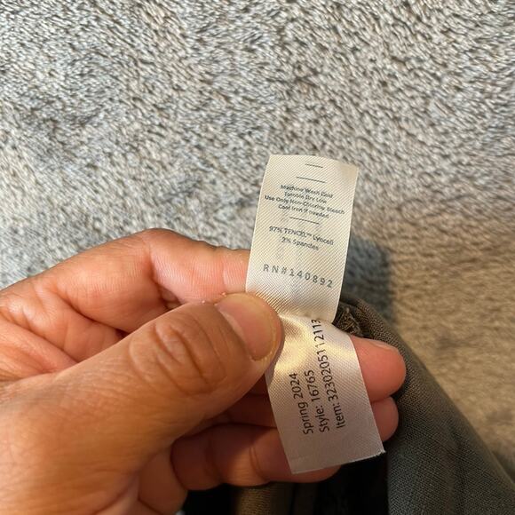 Marine Layer Allison Pants Tencel Size Medium Dusty Olive Dolphin Hem - Picture 3 of 7